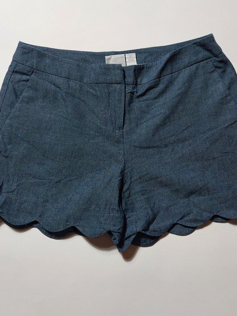Kenar Scalloped Hem Shorts